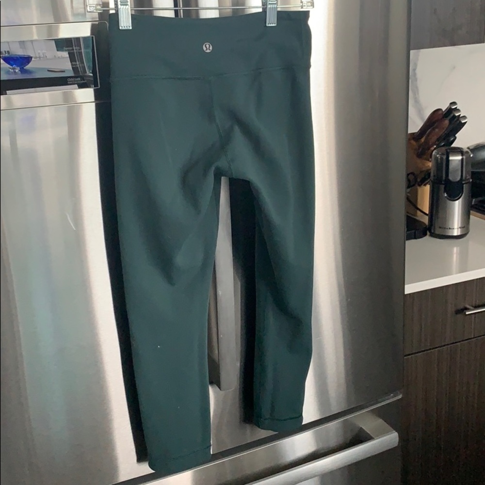 Lululemon Wunder Under Crops (Reversible)